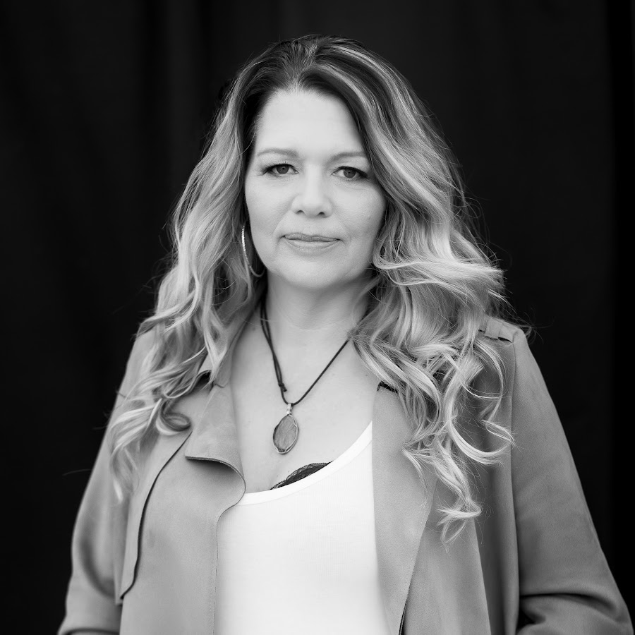 Shelley Lynch