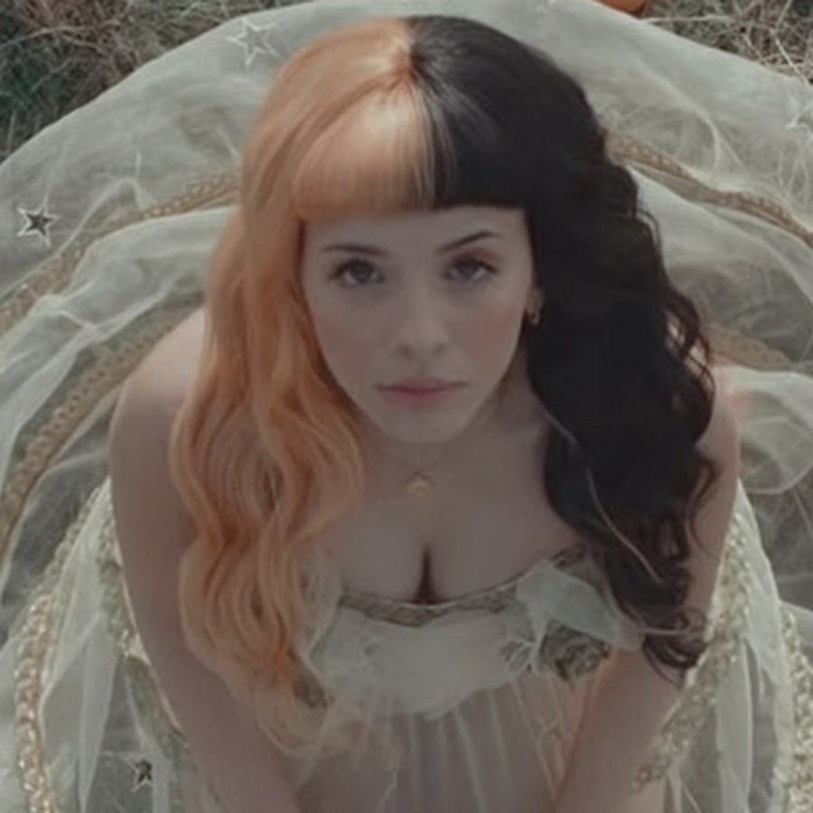 Princess melanie. Melanie Martinez Orange Juice.