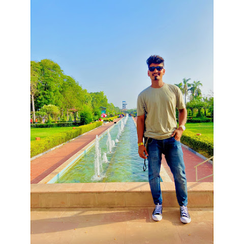 influencer profile picture