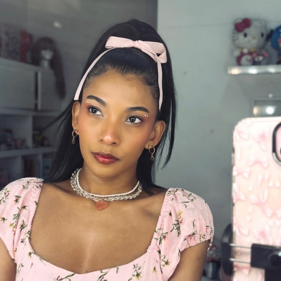 DianiMoon @dianimoon