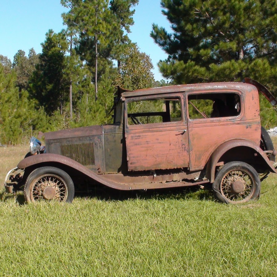 Rat Rod Bob Builds