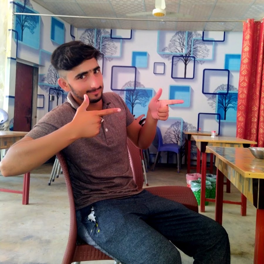 Hamza Sidhu @hamzasiddhu
