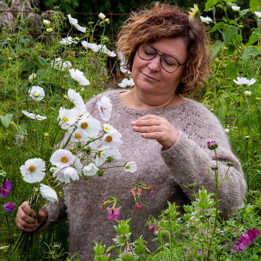 the woolly gardener @thewoollygardener7985