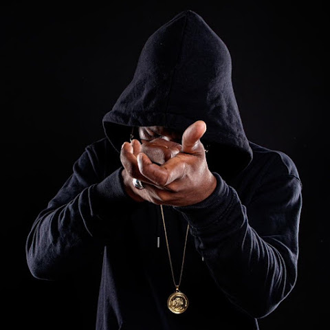 influencer profile picture