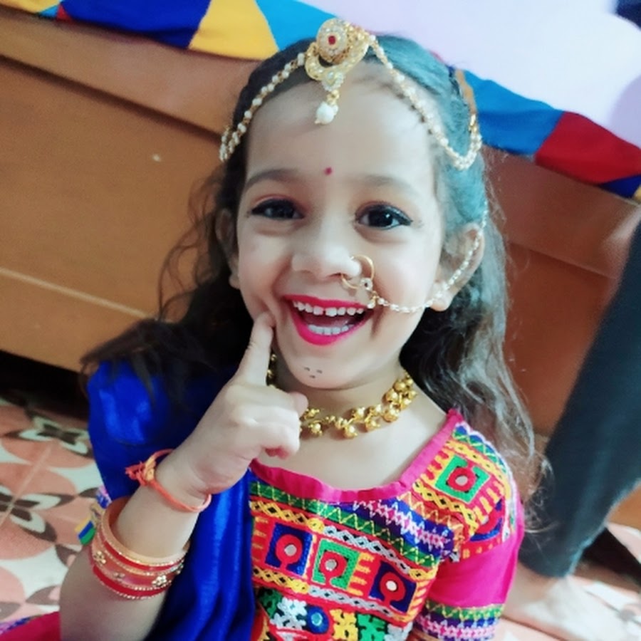 Shatakshi's Family Vlogs - YouTube