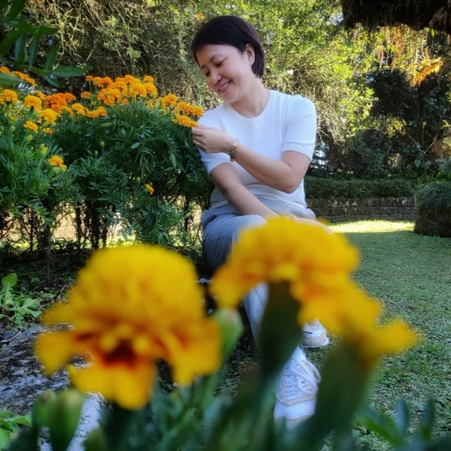 Ready go to ... https://www.youtube.com/myindulzens [ MyInDulzens - Handmade Flower Craft]