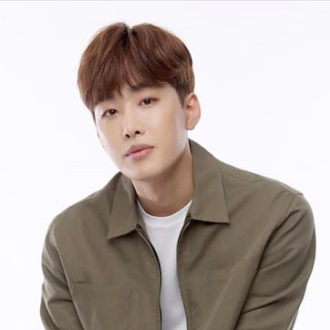 influencer profile picture