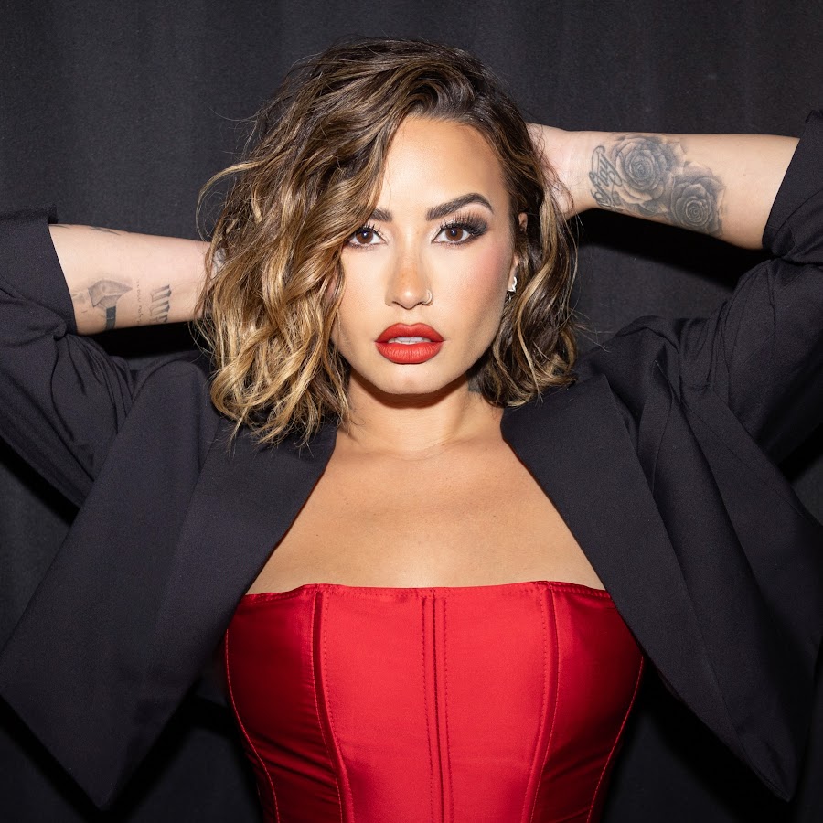 Demi Lovato - YouTube