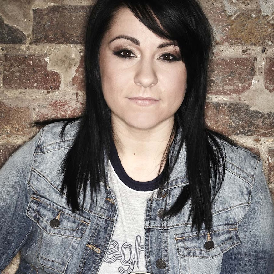 Last night lucy. Lucy Spraggan.