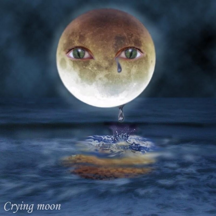 Плачу на луну. Луна плачет. Плачущая Луна. Луна с глазами. Полная Луна с глазами.