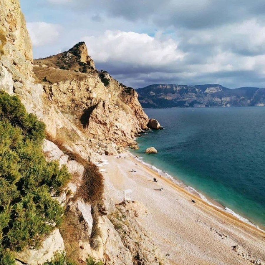 В крыму закончилась. Пляж Васили Балаклава. Пляж Васили Крым. Судак Крым. Пляж Василий Крым.