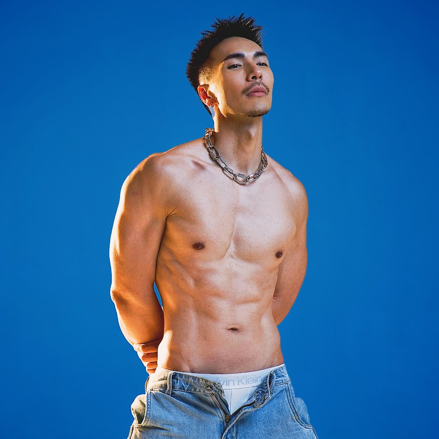 influencer profile picture