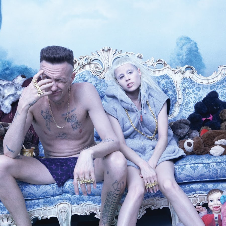 Die antwoord, тату, взгляд, ирокезы, девушка обои на рабочий стол скачать бесплатно