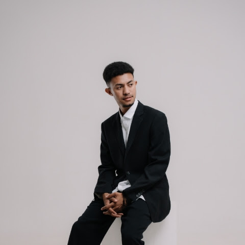 influencer profile picture