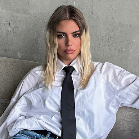 influencer profile picture