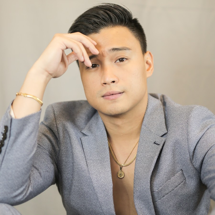 influencer profile picture