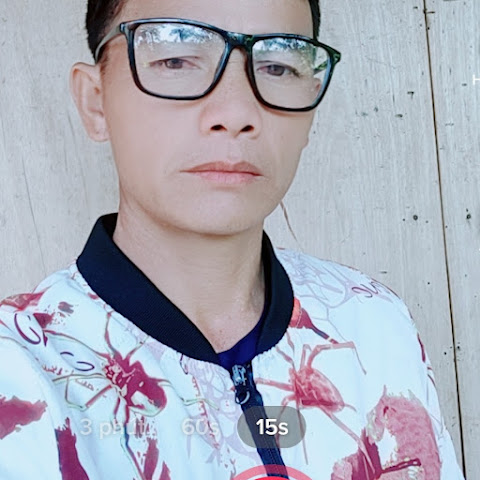 influencer profile picture