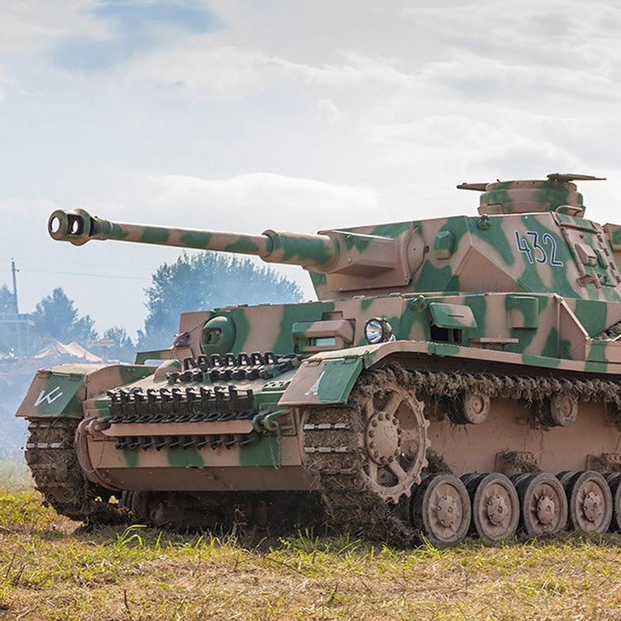 Покажи немецкие танки. Танк т-4 немецкий. Танк т4 Германия. Т4 танк вермахта. Немецкий танк Panzer 4.