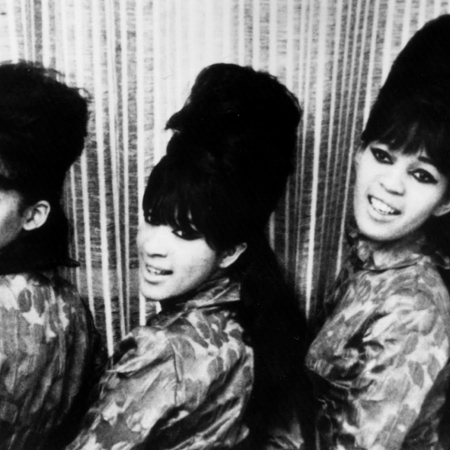 The Ronettes - Topic - YouTube