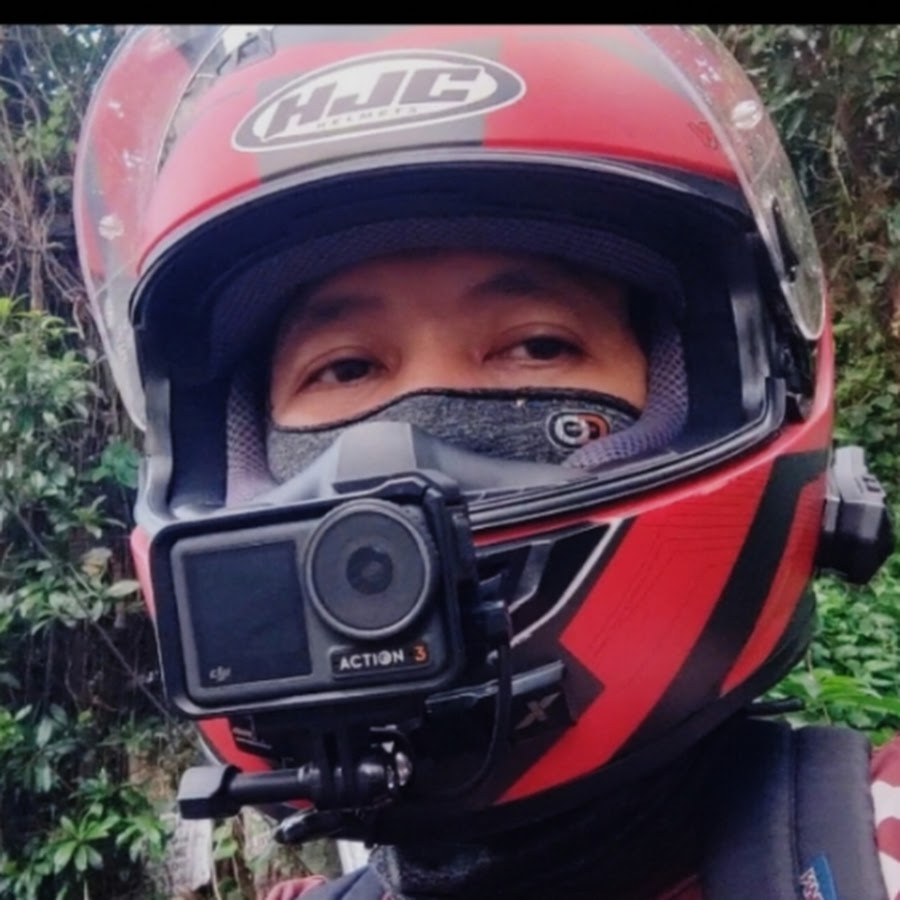Ready go to ... https://www.youtube.com/channel/UCEamM48JP_lofQGPqmXby9Q [ Ghidz MotoVlog]