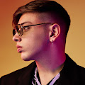 Artist Thumbnail