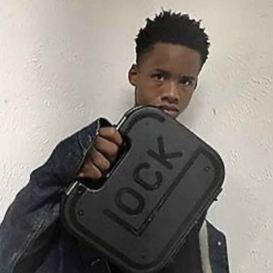 Tay k murder she wrote. Tay k. Тэй Кей. Tay-k рэпер. Tay k распальцовка.