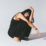 Elle（エル）世界に先駆けて日本デビュー『SO TENDERLY