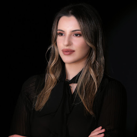 influencer profile picture