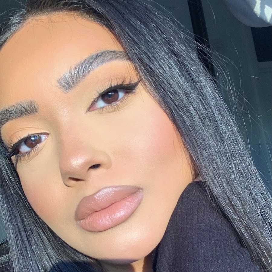 influencer profile picture