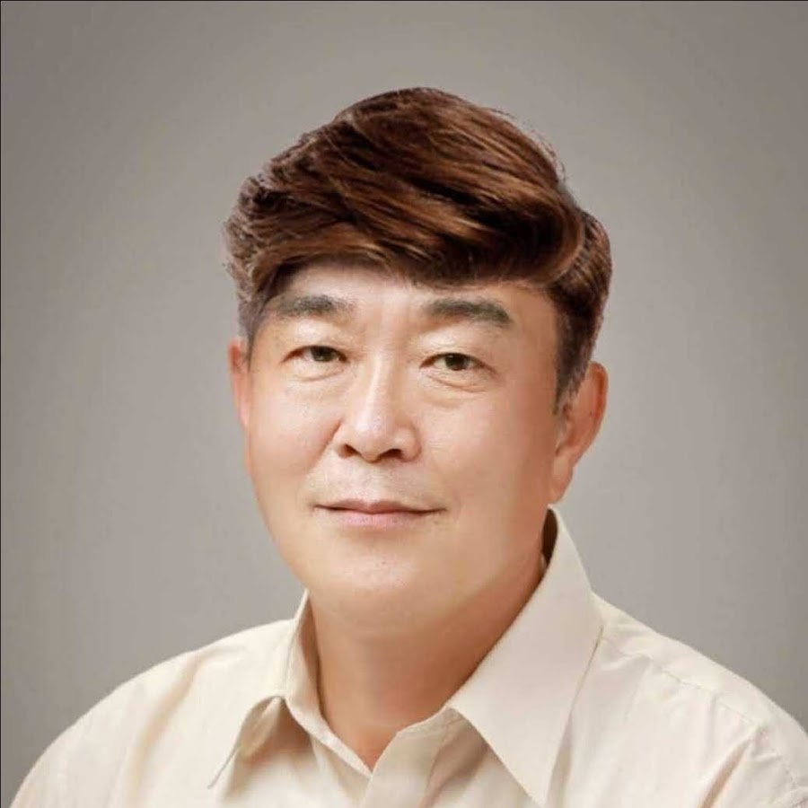 홍성곤 - YouTube 홍성곤