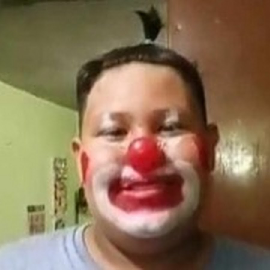 payaso bombocha_yt - YouTube