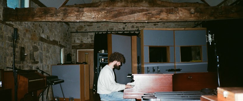 Artist Thumbnail