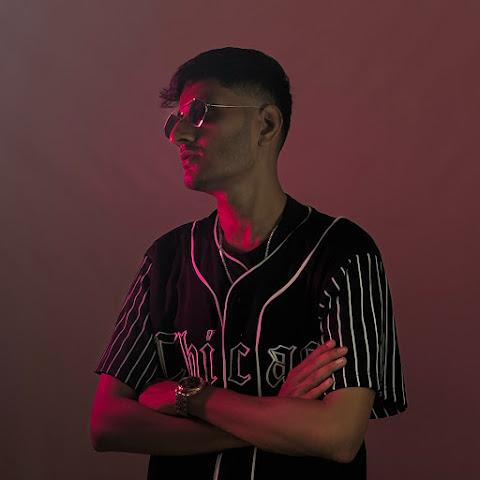 influencer profile picture