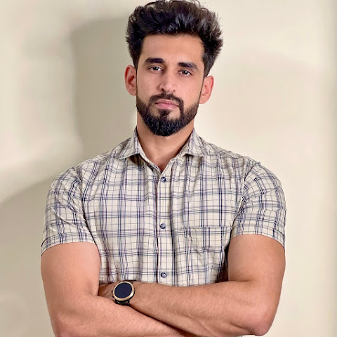influencer profile picture