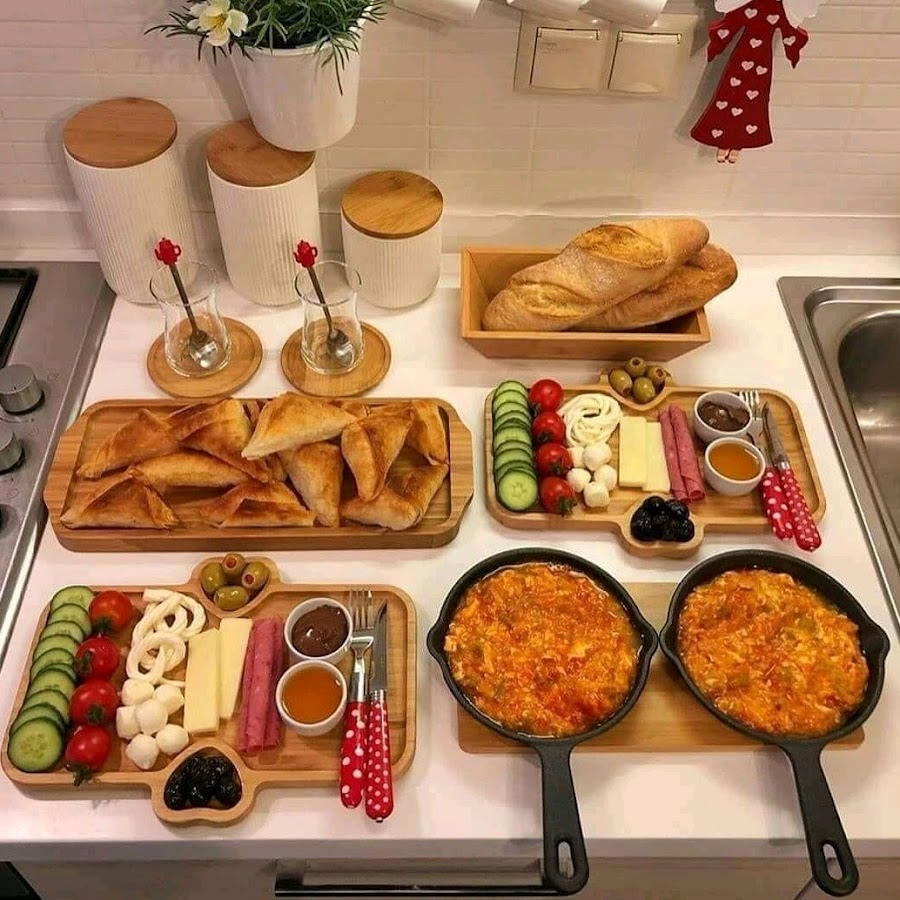 Сервировка шведского стола завтрак