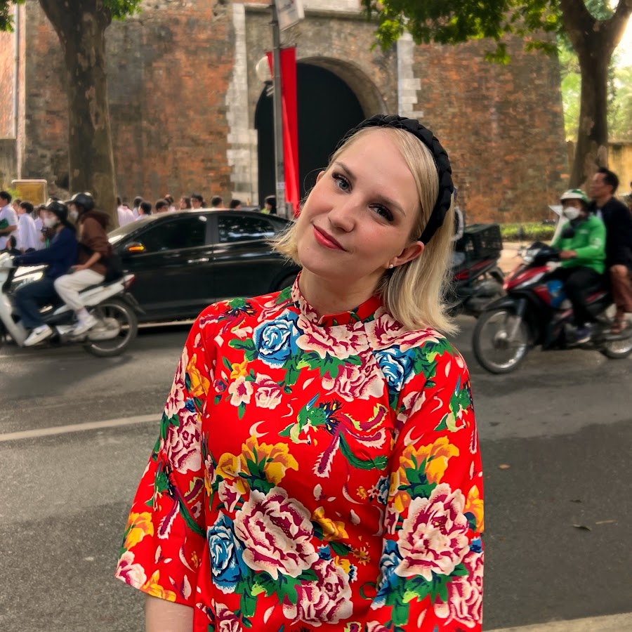 influencer profile picture