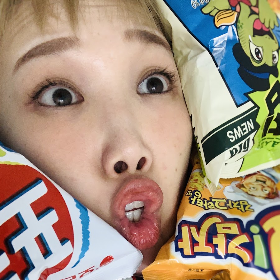 influencer profile picture