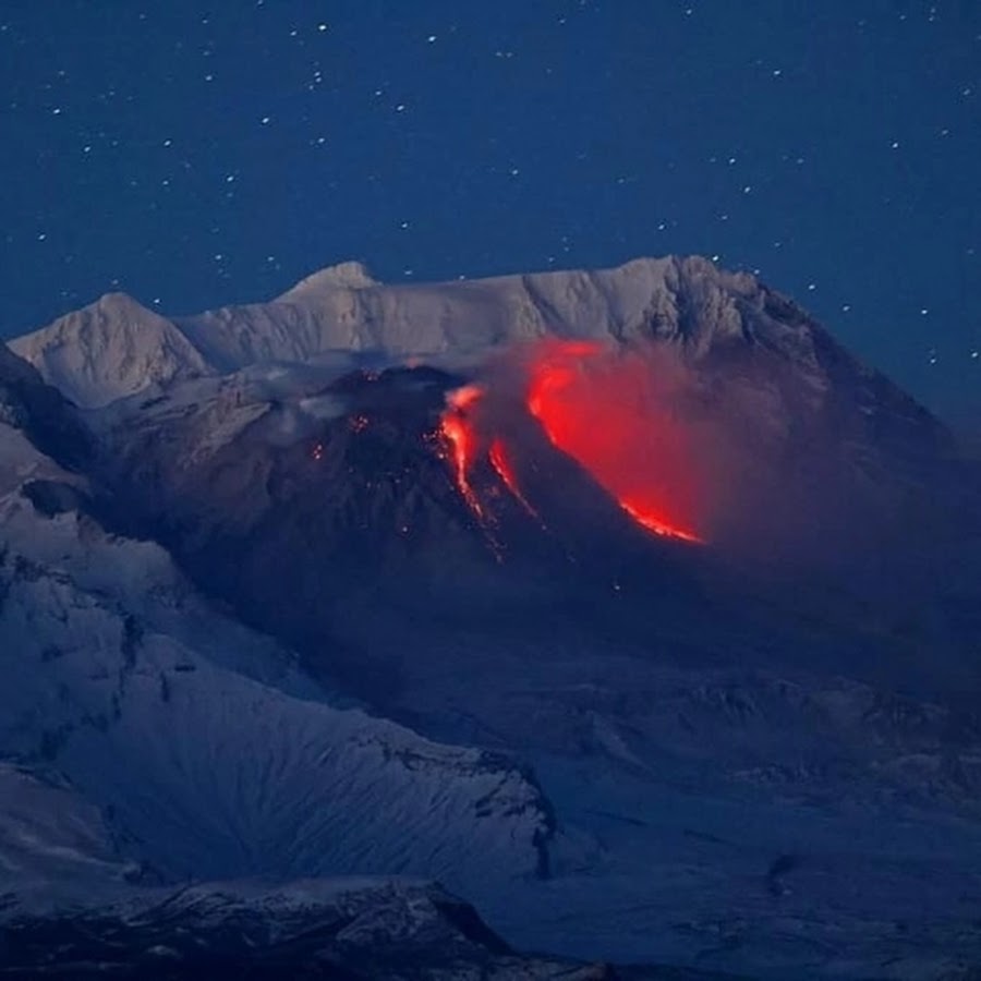 Извержение Ключевского вулкана на Камчатке