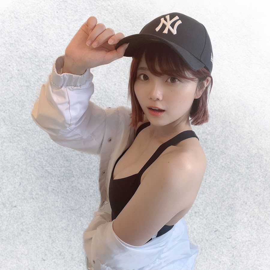 Profile avatar of @HinataKato