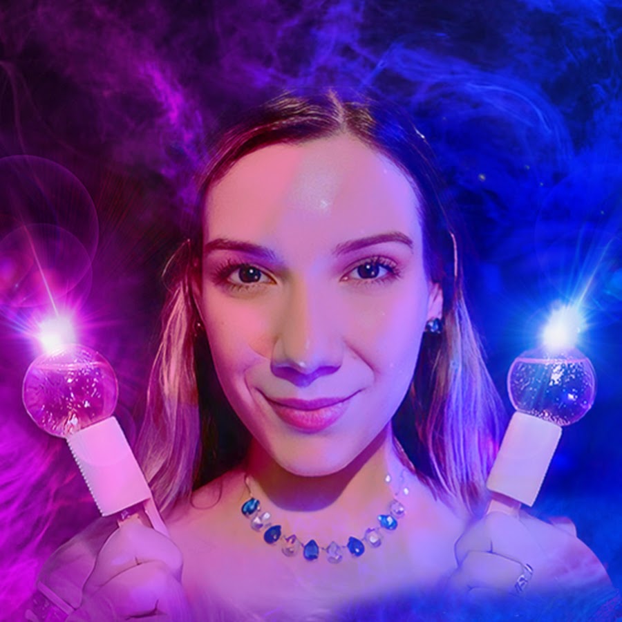 Monique Colin ASMR @moniquecolinasmr