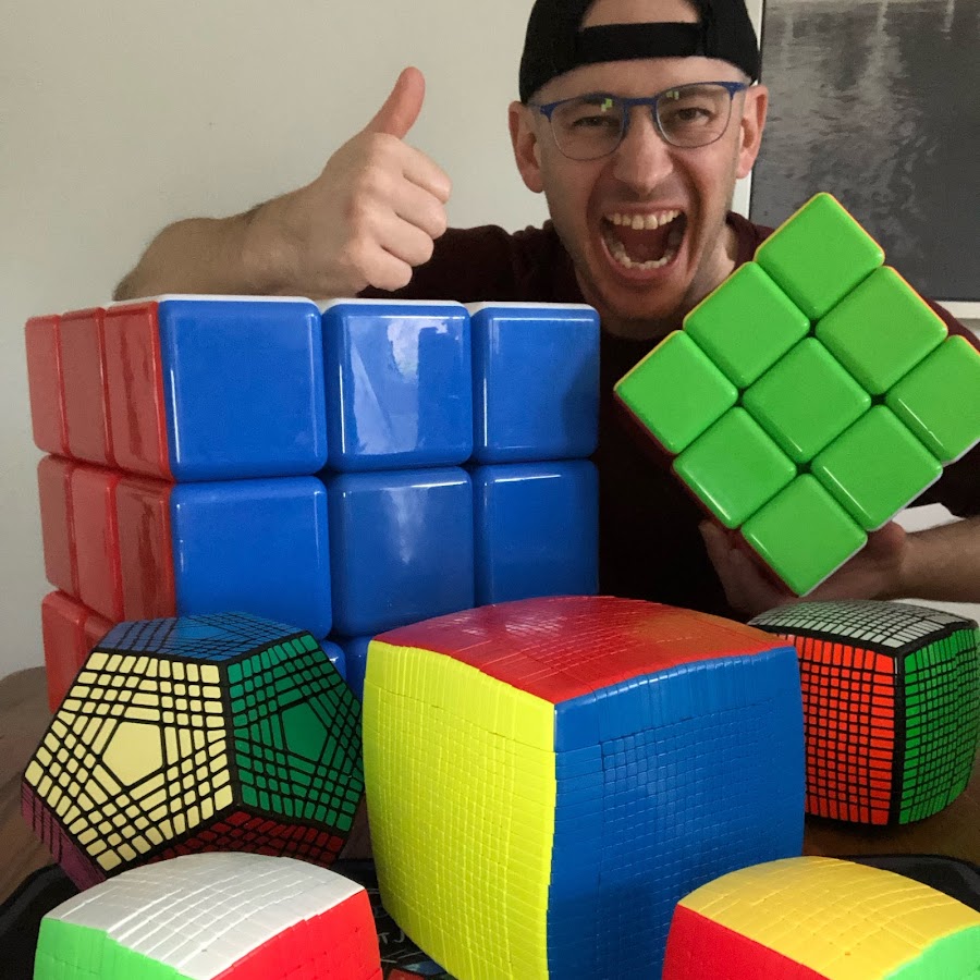Mr. Cube Collector