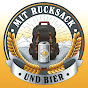 Mit Rucksack und Bier