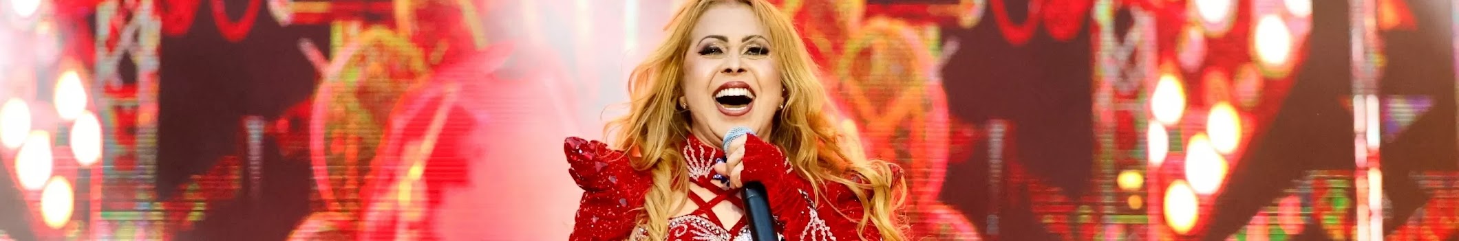 Joelma Follow