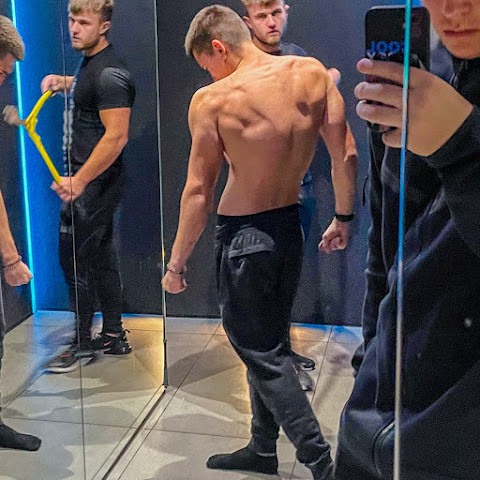 influencer profile picture