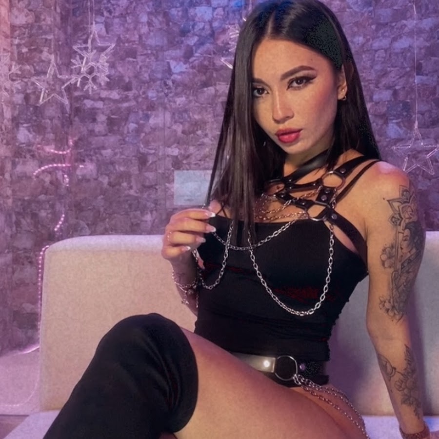 Karol Rosado - YouTube