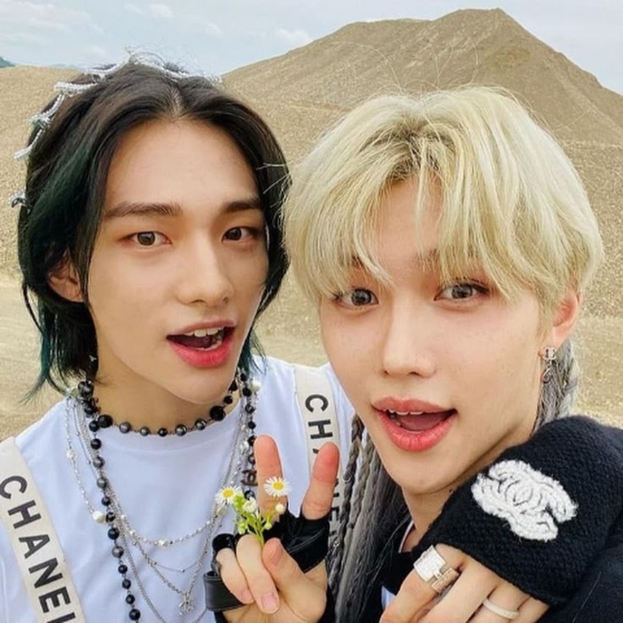 ~Felix and Hyunjin~ - YouTube