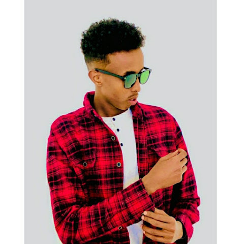 influencer profile picture