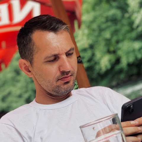 influencer profile picture