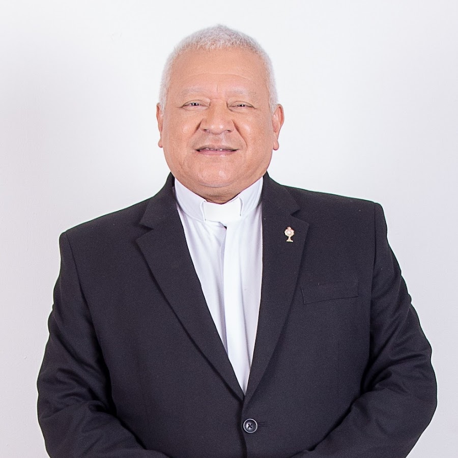 Padre Martín Ávalos @pbromartinavalos