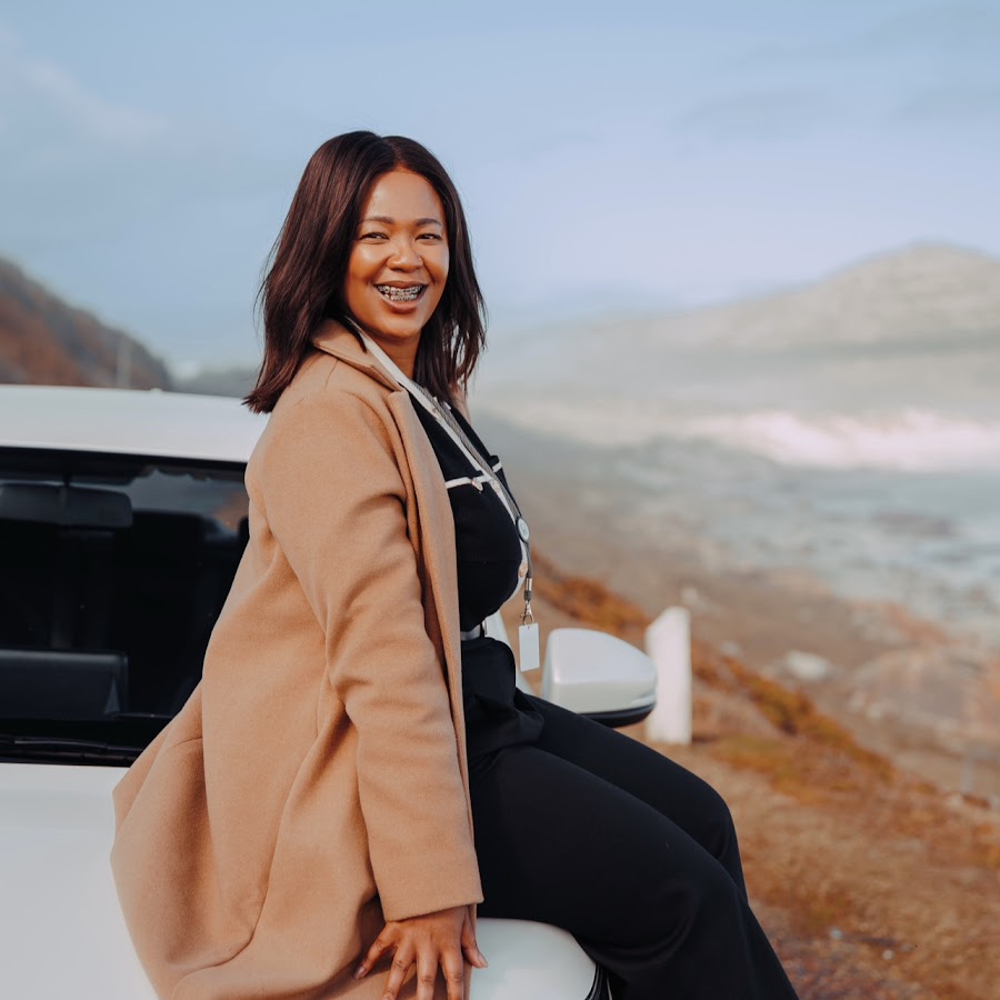 Thobeka M @thobirose